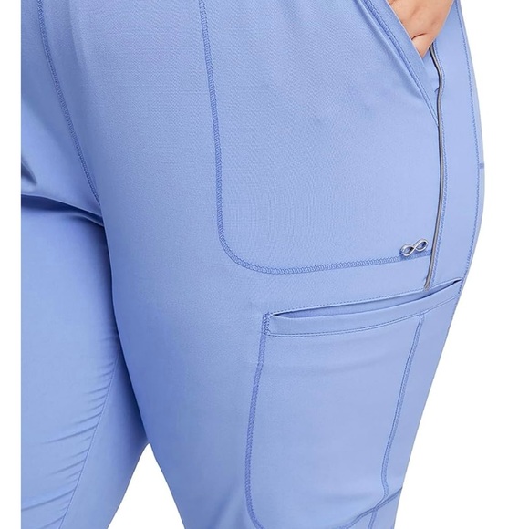 Petite Blue Garment - Picture 12 of 12